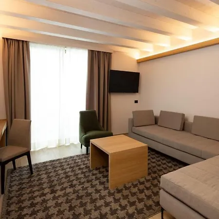 Margherita Hotel